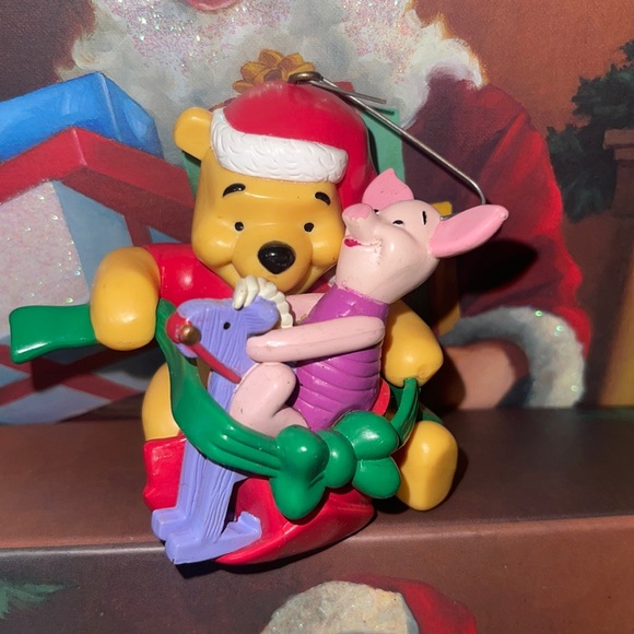 Winnie the Pooh & Piglet Christmas Ornament - Picture 2 of 6